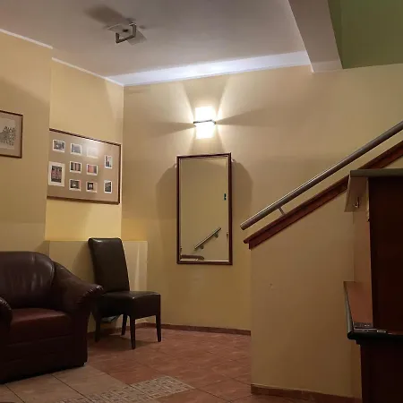 Hotel Omega